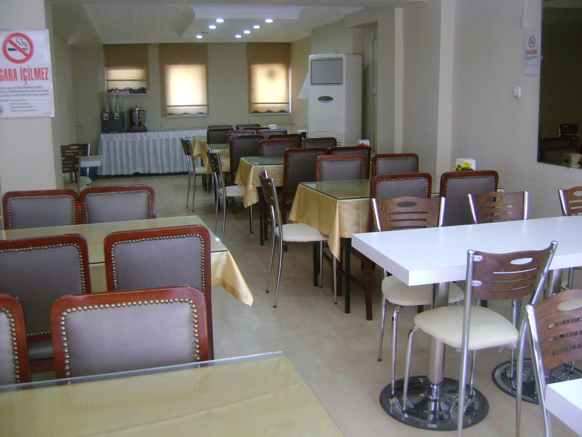 Hotel Ay Istanboel Buitenkant foto